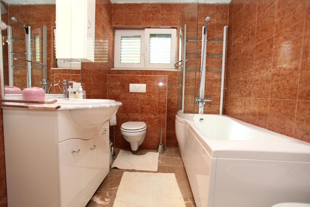Apartment Udovicic Trogir Exterior foto